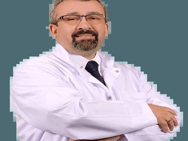 Uzm. Dr. TARIK CANDAN