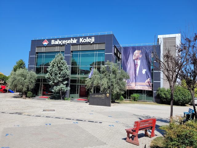 Bahçeşehir Koleji Bursa · Bilim Senligi