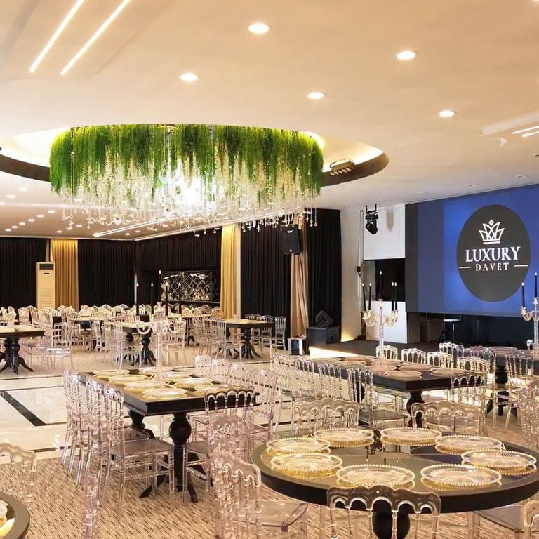 Luxury Davet