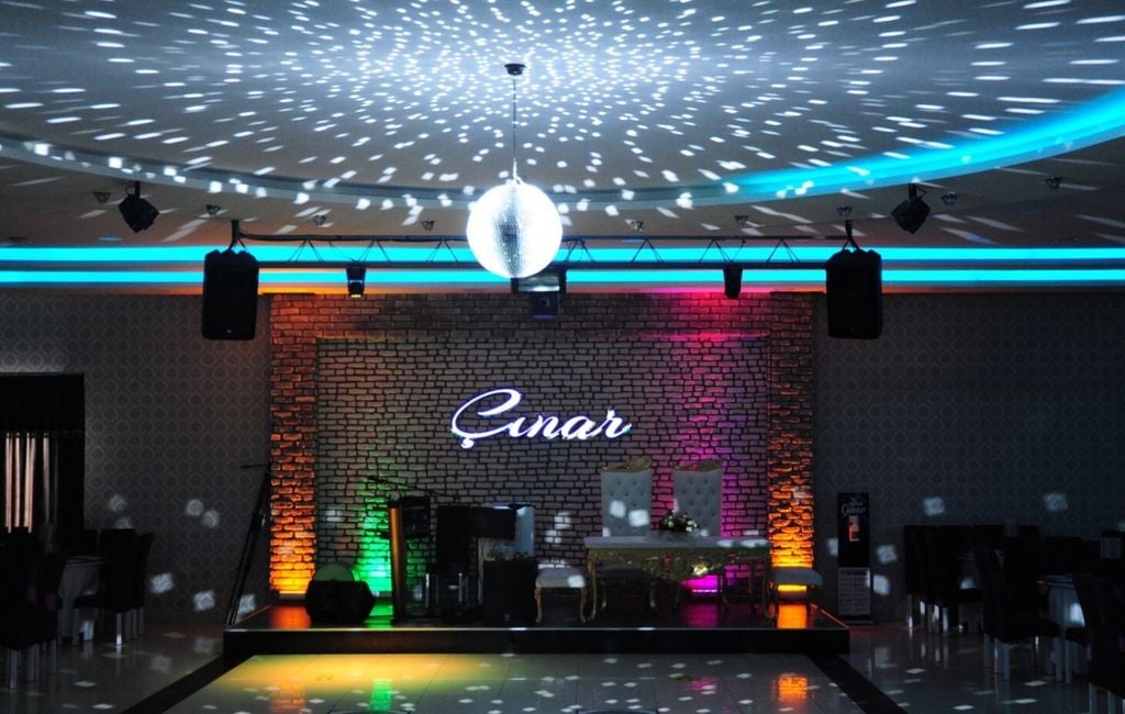 Salon Çınar