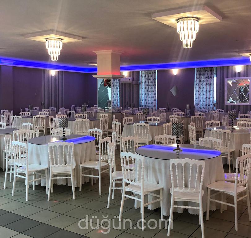 Salon Yağmur